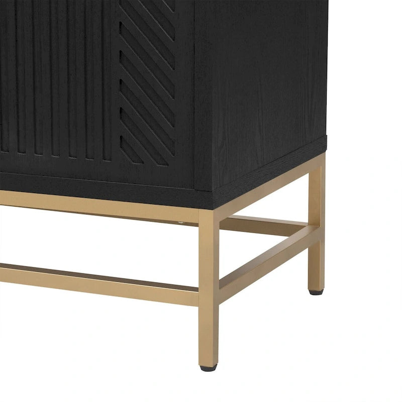 Credenza in stile retrò con ripiani regolabili