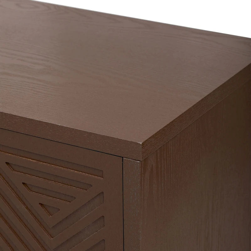 Credenza in stile retrò con ripiani regolabili