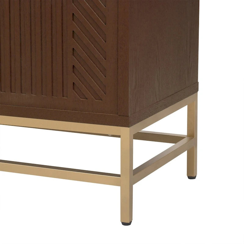 Credenza in stile retrò con ripiani regolabili